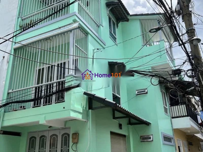 2-Bedroom Townhouse with Rooftop Terrace for Rent on Tran Van Quang Street, Tan Binh District