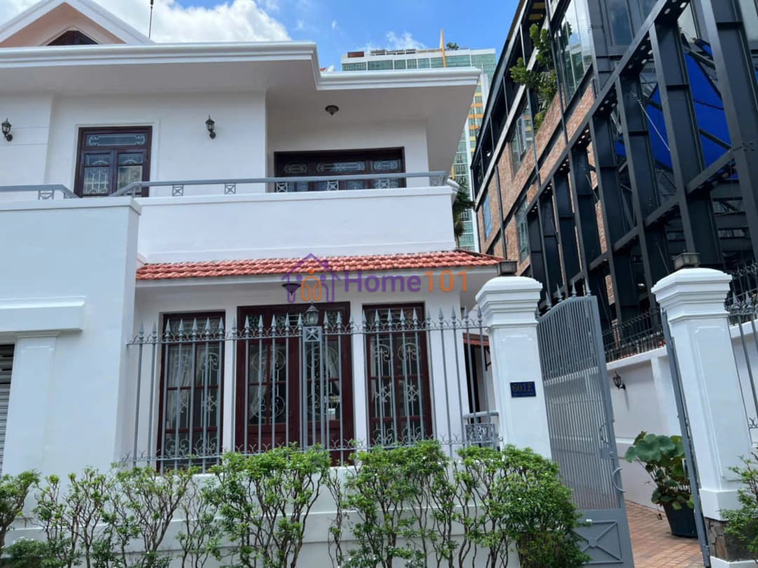 Nhà phố trong khu biệt thự An Phú Quận 2