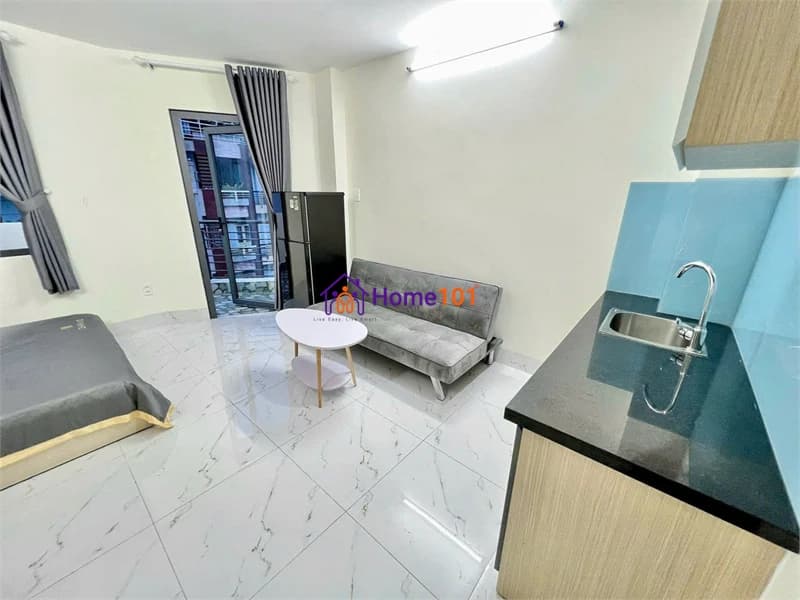 Fully Furnished Serviced Apartment on Nguyen Cong Hoan Street