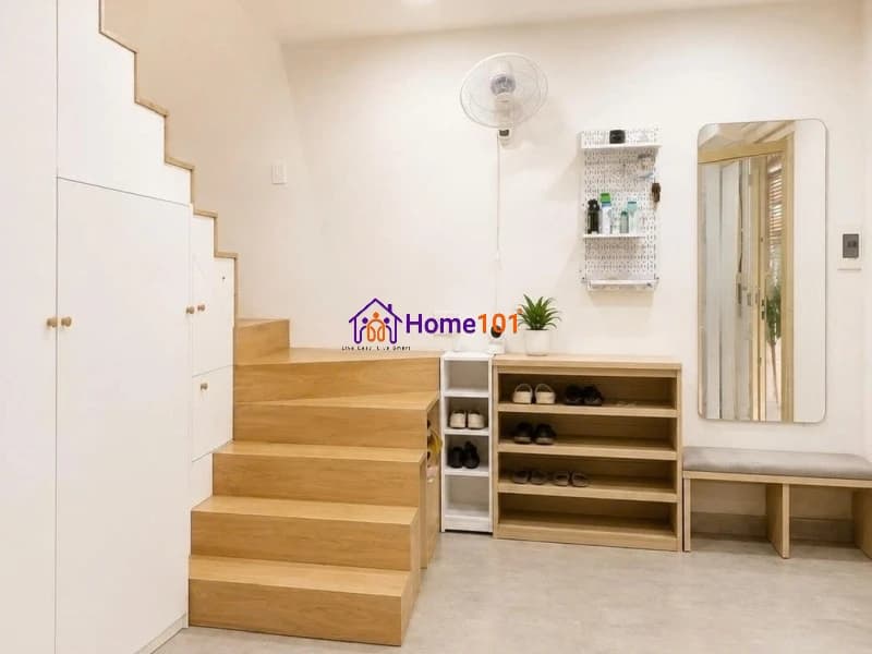 Fully Furnished 2-Bedroom Townhouse for Rent on Dang Lo Street, Tan Binh District