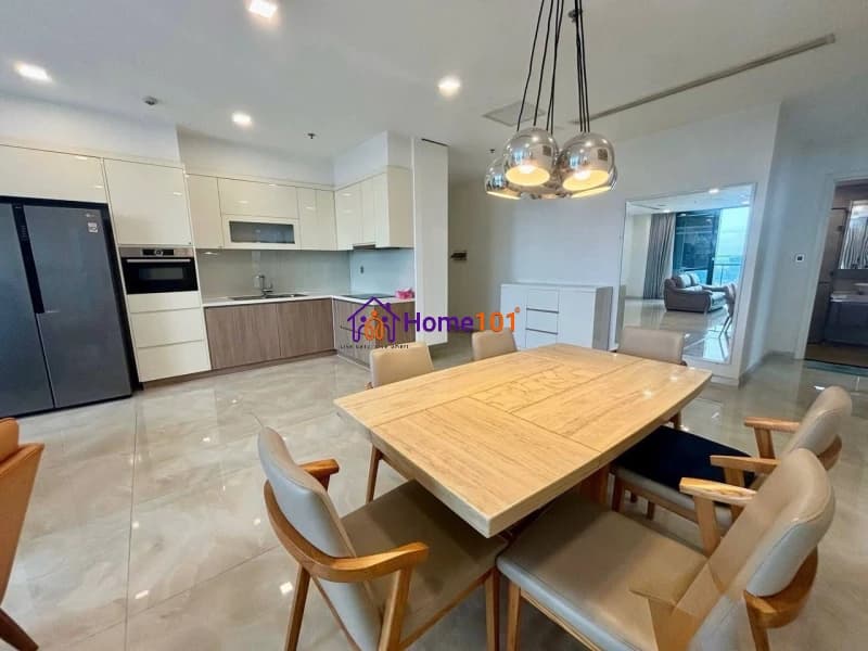 Vinhomes Golden River Quận 1