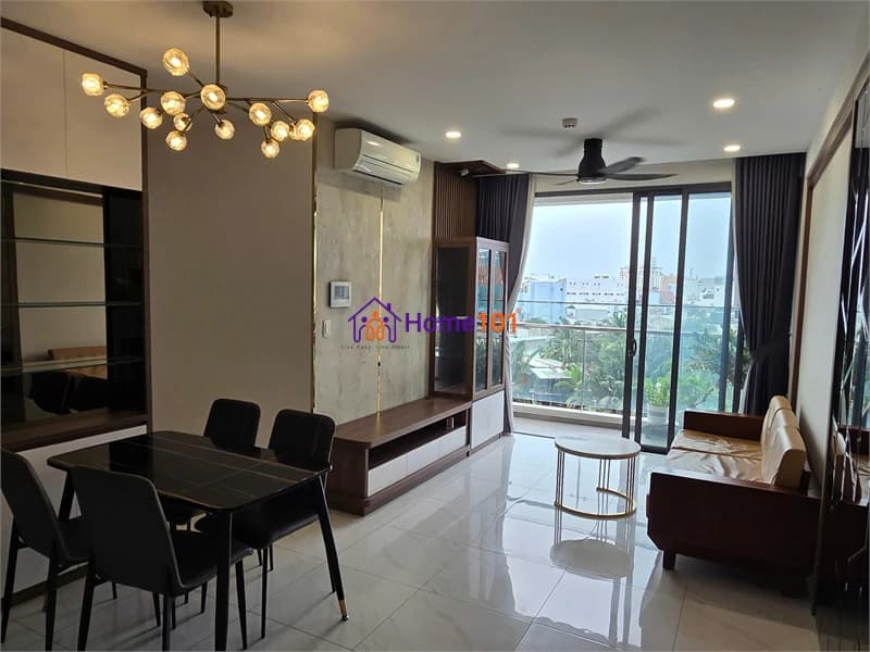 D’Lusso Quận 2