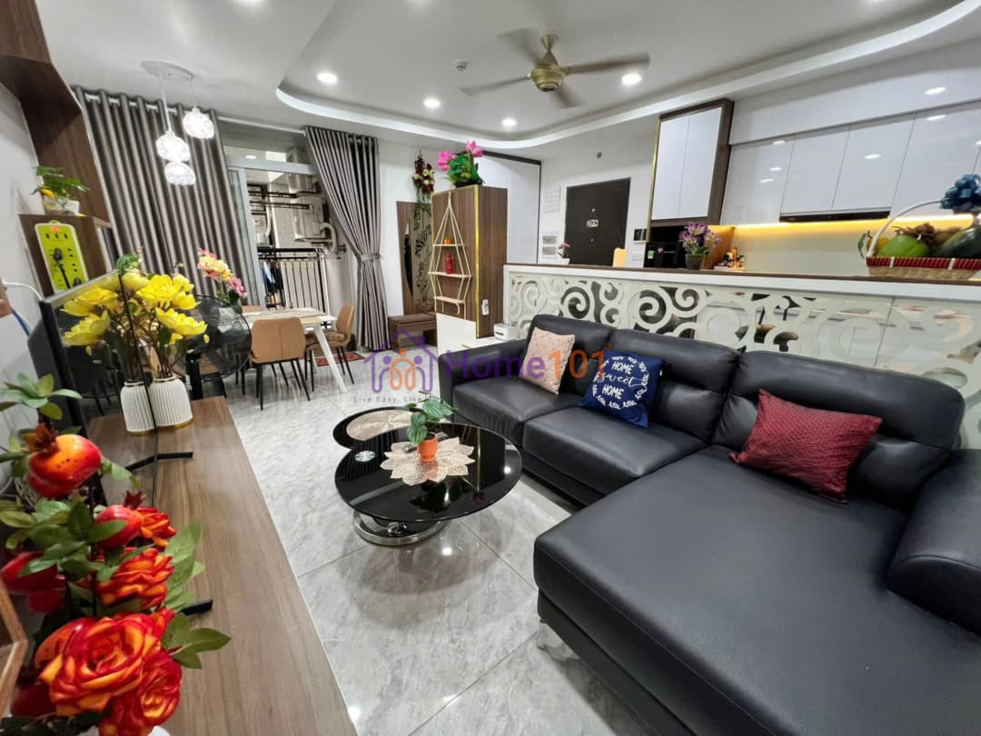 Paris Hoàng Kim Quận 2